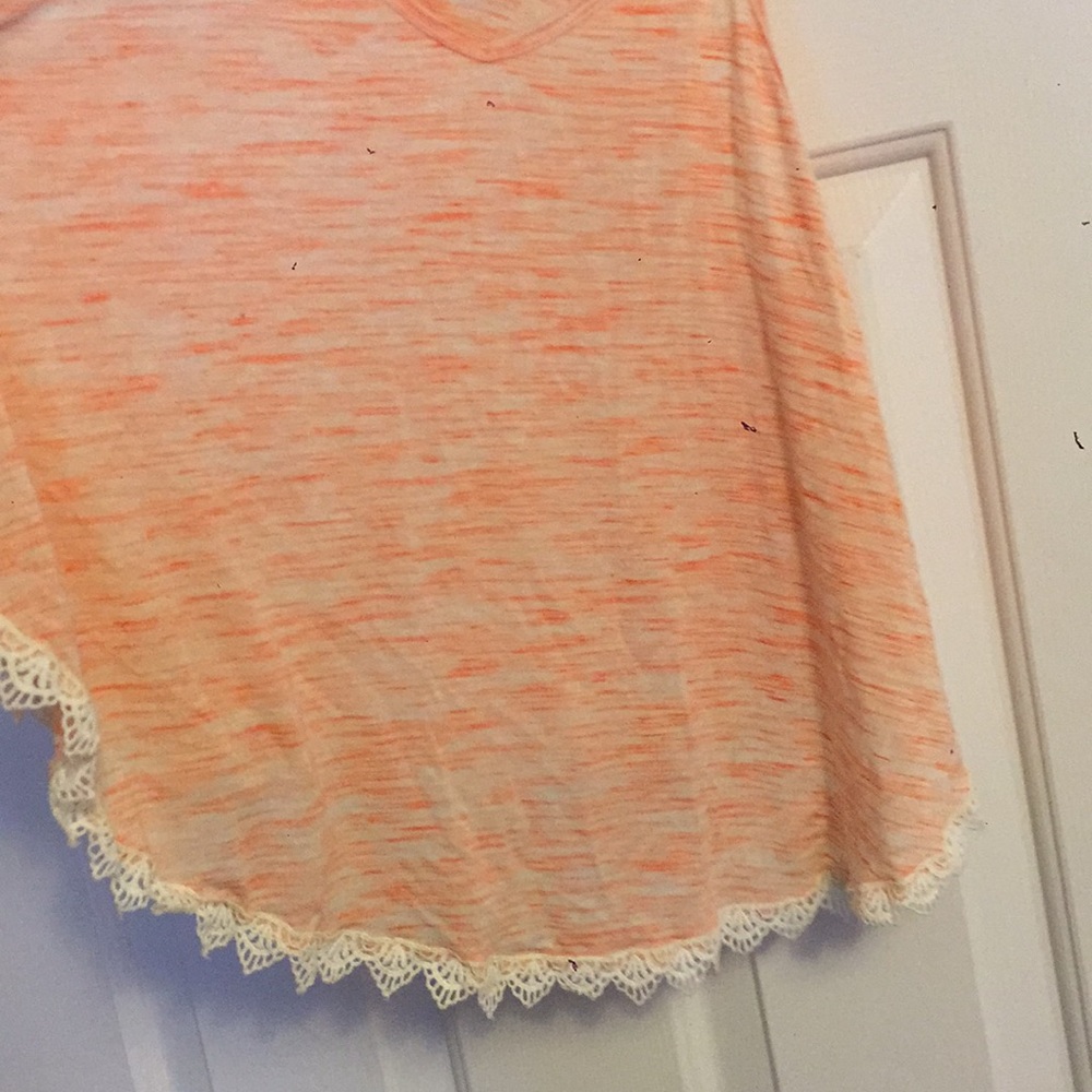 Top - Picture 2 of 2